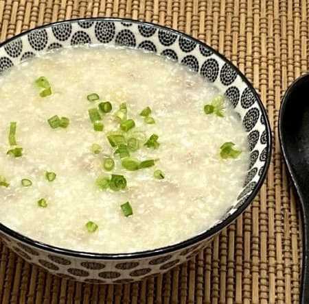 3 Variations Hivernales de Congee : Petit-Déjeuner Chaud et Réconfortant pour Janvier (MTC et Naturopathie)