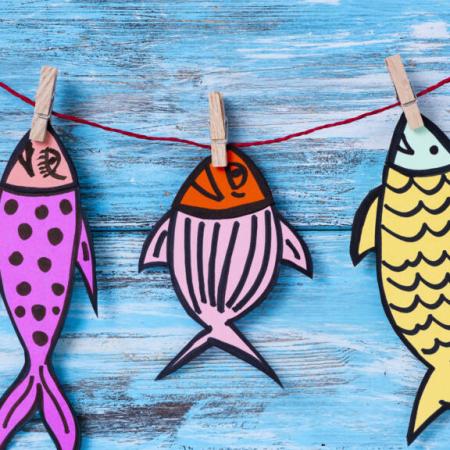 Poisson d’avril : d’où vient cette tradition farceuse (et pourquoi un poisson ?)