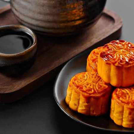 🥮 LA Recette de Mi-Automne 2026 : « Gâteaux de lune qui ne collent pas » La version snow-skin Qiu Fen qui hydrate le Poumon sans transformer votre Rate en boule de pâte à modeler
